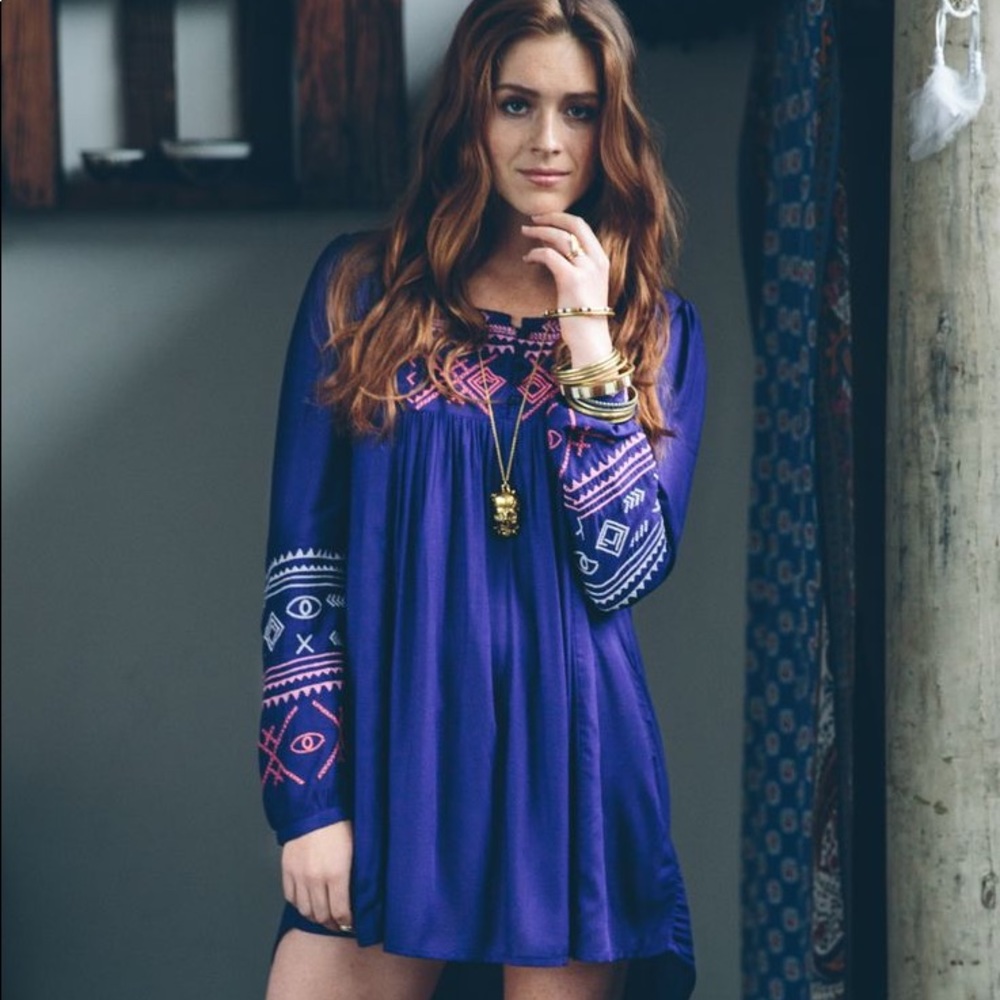 Earthbound Trading Embroidered Dress